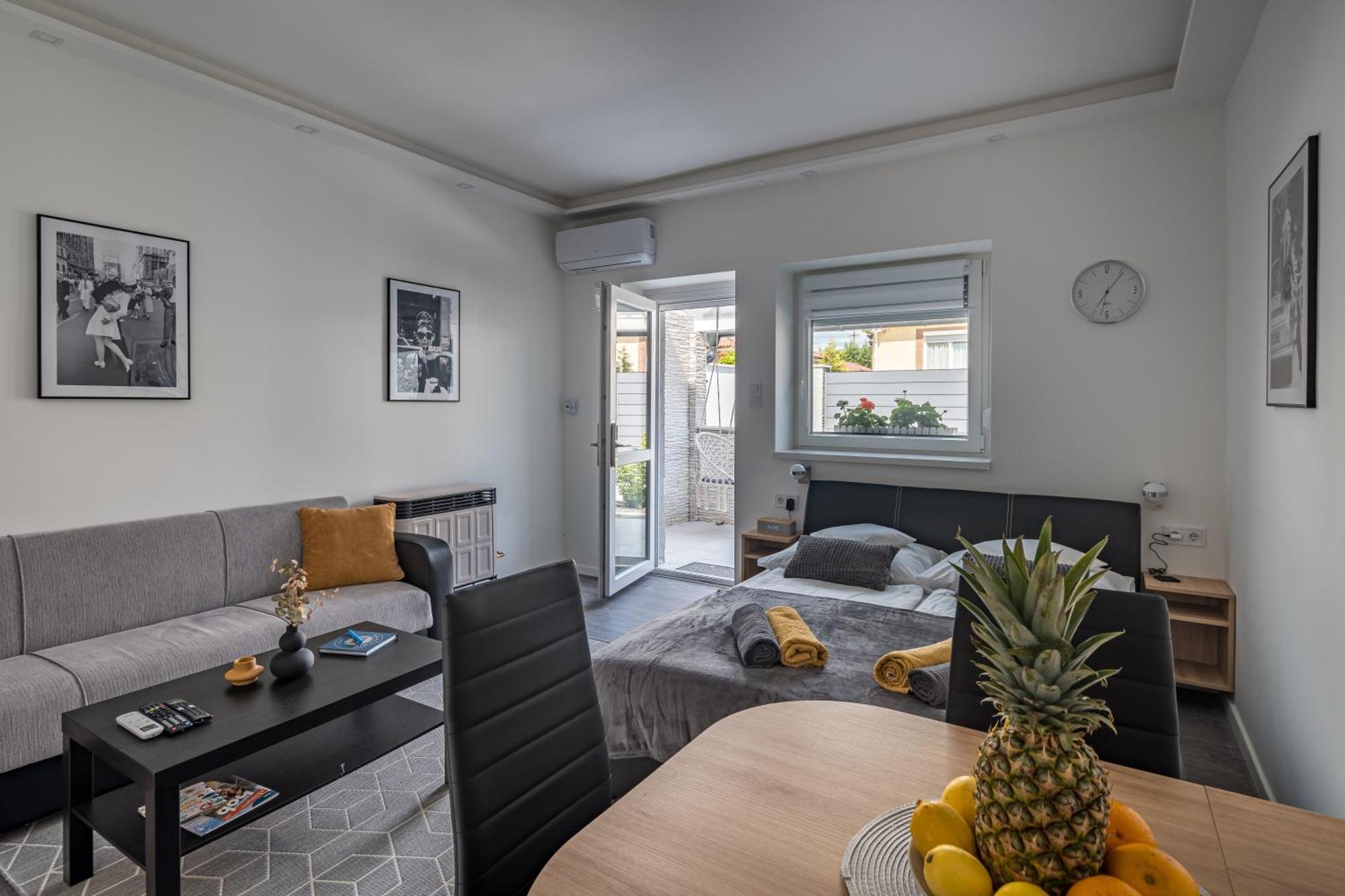 Balatonic Lemon Apartmanhaz Siófok Eksteriør billede