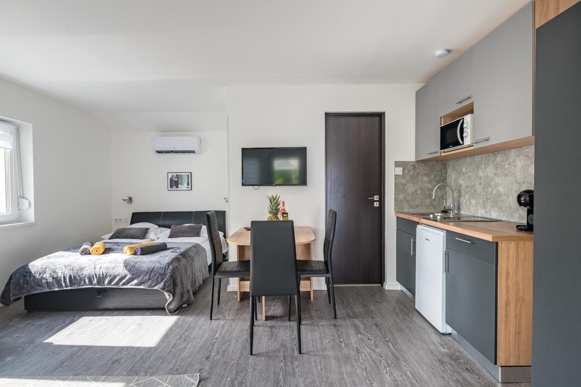 Balatonic Lemon Apartmanhaz Siófok Eksteriør billede