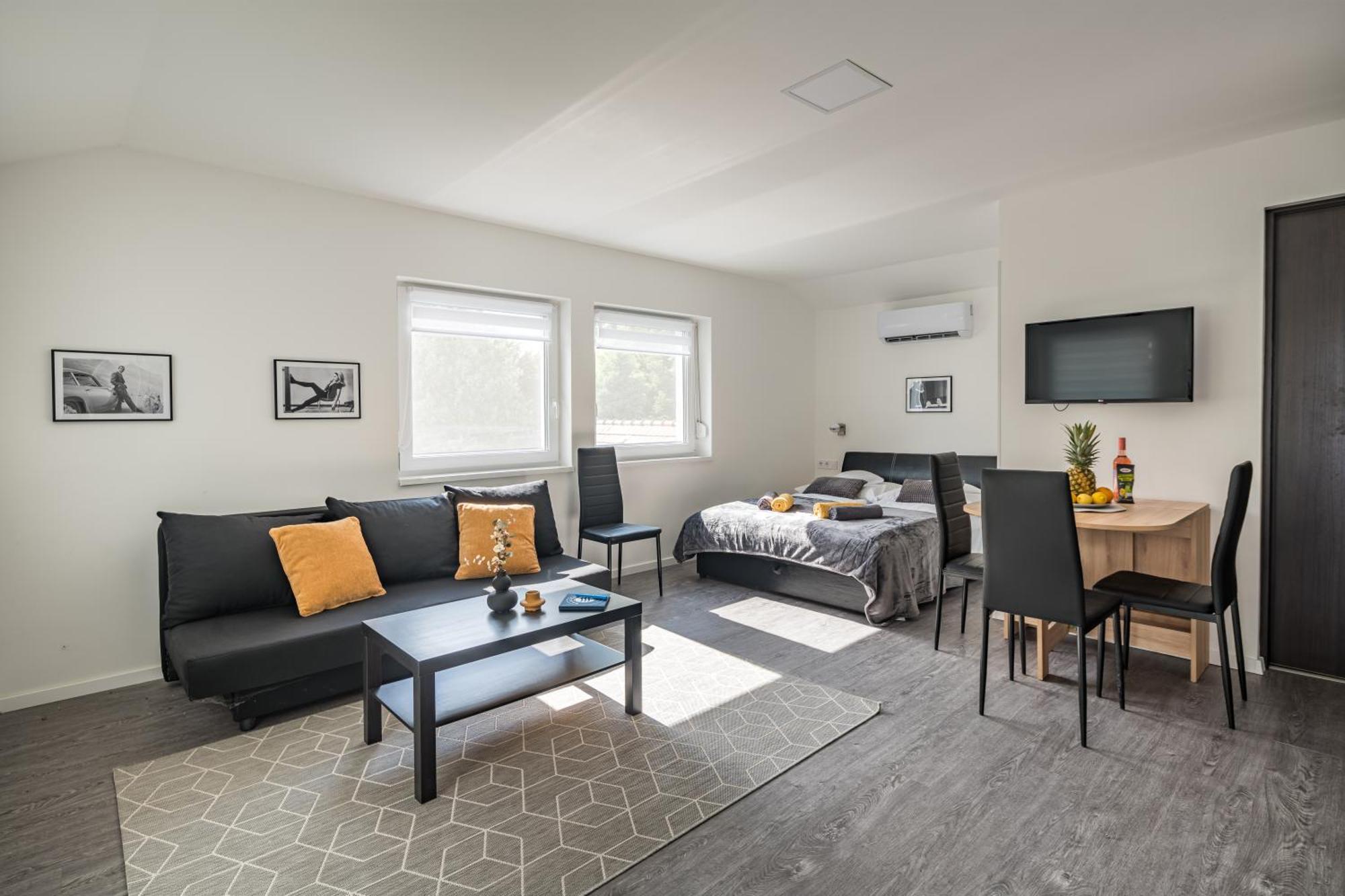 Balatonic Lemon Apartmanhaz Siófok Eksteriør billede